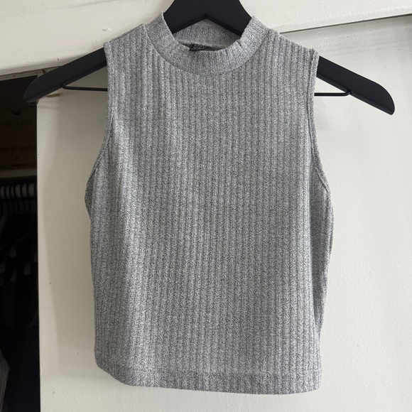 SHEIN Tops - 2/$15 SHEIN Gray Mock Neck Sleeveless Ribbed Top